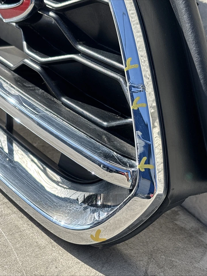 2021-2024 MINI COOPER COUNTRYMAN S UPPER GRILLE OEM USED Foto 3 de 4