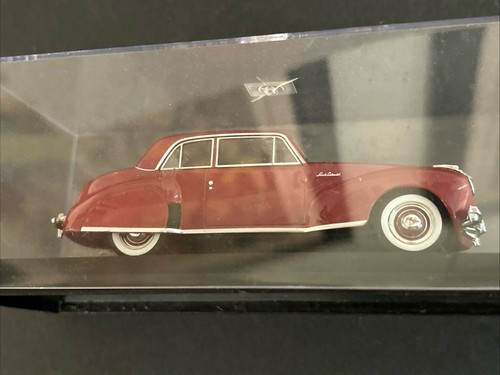 Green Light Brand 1/64 Maroon Lincoln Continental 1941 Metal - Picture 7 of 16