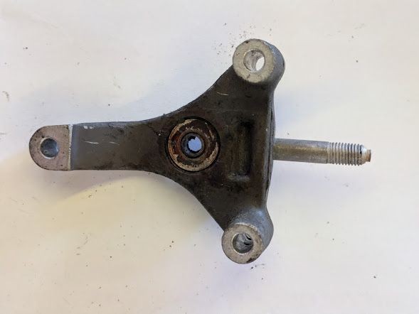 65 - 80 ROLLS ROYCE SILVER SHADOW ANY SIDE WINDOW REGULATOR LOWER YOKE BUSHING