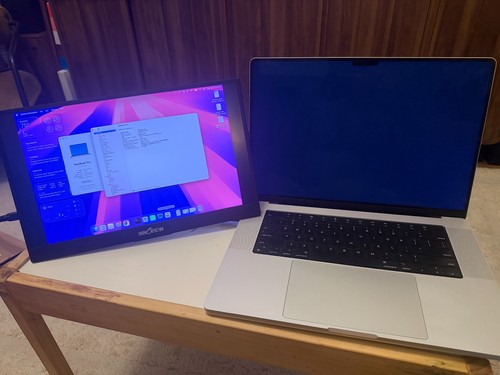 Apple MacBook Pro 16" 2021 A2485 M1 Pro 16GB 512GB Silver - DEFECTIVE SCREEN