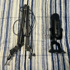 Blue Yeti Black USB Mic with microphone arm