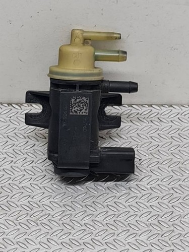 Volkswagen Golf VI 2009 Benzin 110kW Turbolader Druckwandler Magnetventil