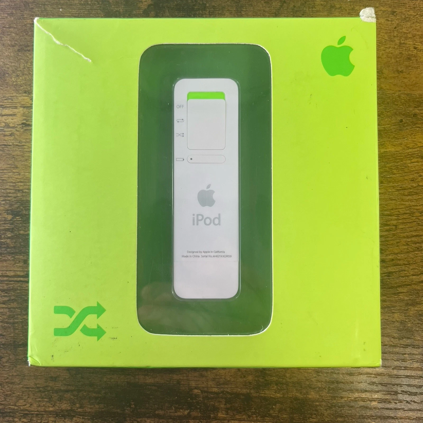 Vintage Apple iPod Shuffle 1st Generation 512MB White Original Green Box