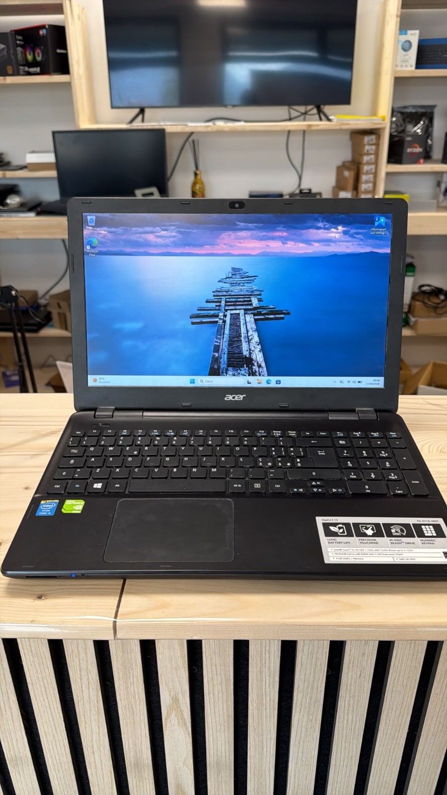 Acer Aspire E5-571G 15,6” – i5, 16GB RAM, SSD, NVIDIA, Windows 11 Pro