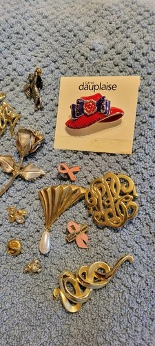 costume jewelry brooches pins lot vintage