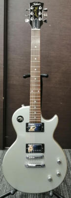 （最終値引き）TOKAI Love Rock model Tokai Love Rock Electric Guitar Silver Used Shipping From