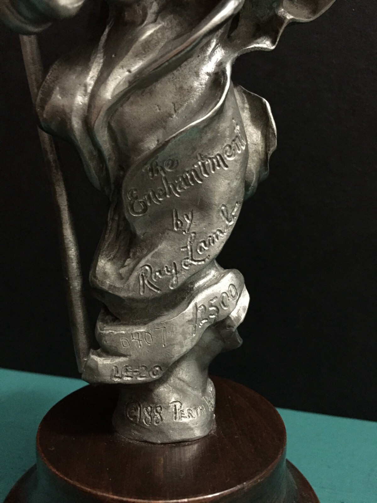 88 Perth Pewter Ray Lamb Wizard Maiden Enchantment Magic Spell Embrace