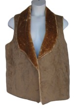 Chelsea & Theodore Size Xl Light Brown Faux Suede & Soft Fleece Cozy Vest Nwt