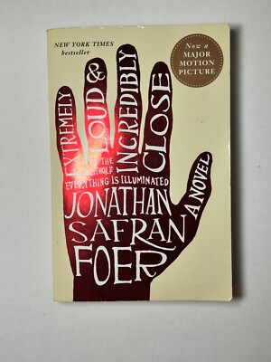 Extremely Loud and Incredibly Close : A Novel by Jonathan Safran Foer (2006,...
