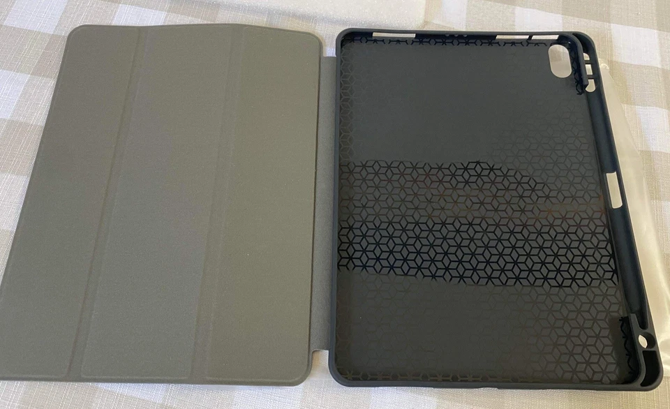 Soke Black Protective Smart Case With Pencil Holder For iPad 10.9" 2021 - Image 4 of 4