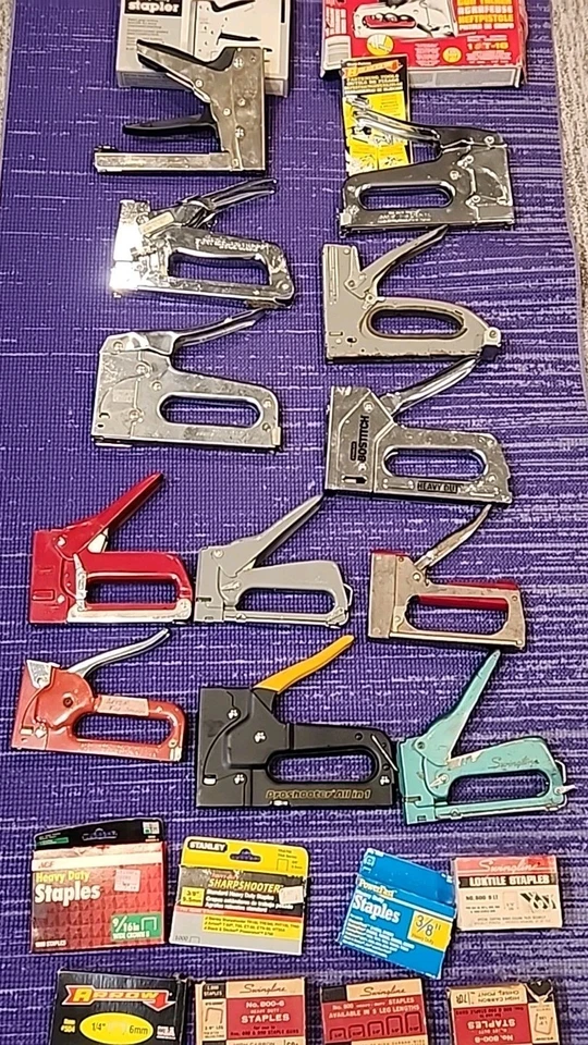 Lote de 12 Grampos Vintage Armas Grampos Flecha, Artesão, Swingline, Grampos T-18  - Imagem 3 de 4