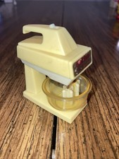 Vintage 1989 Barbie Accents Wind Up Kitchen Mixer Tested WORKS