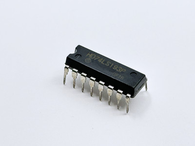3PCS HD74LS193P Hitachi 4-Bit Synchronous Up Down Binary Counter DIP-16