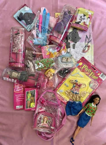 VTG 1990s/Early 2000s Fashion Barbie Accessories  Mattel African A./Blk Barbie