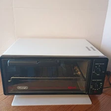 Delonghi Alfredo Toaster Oven Broiler No Tray Italy Made 1300 Watts Works XU120