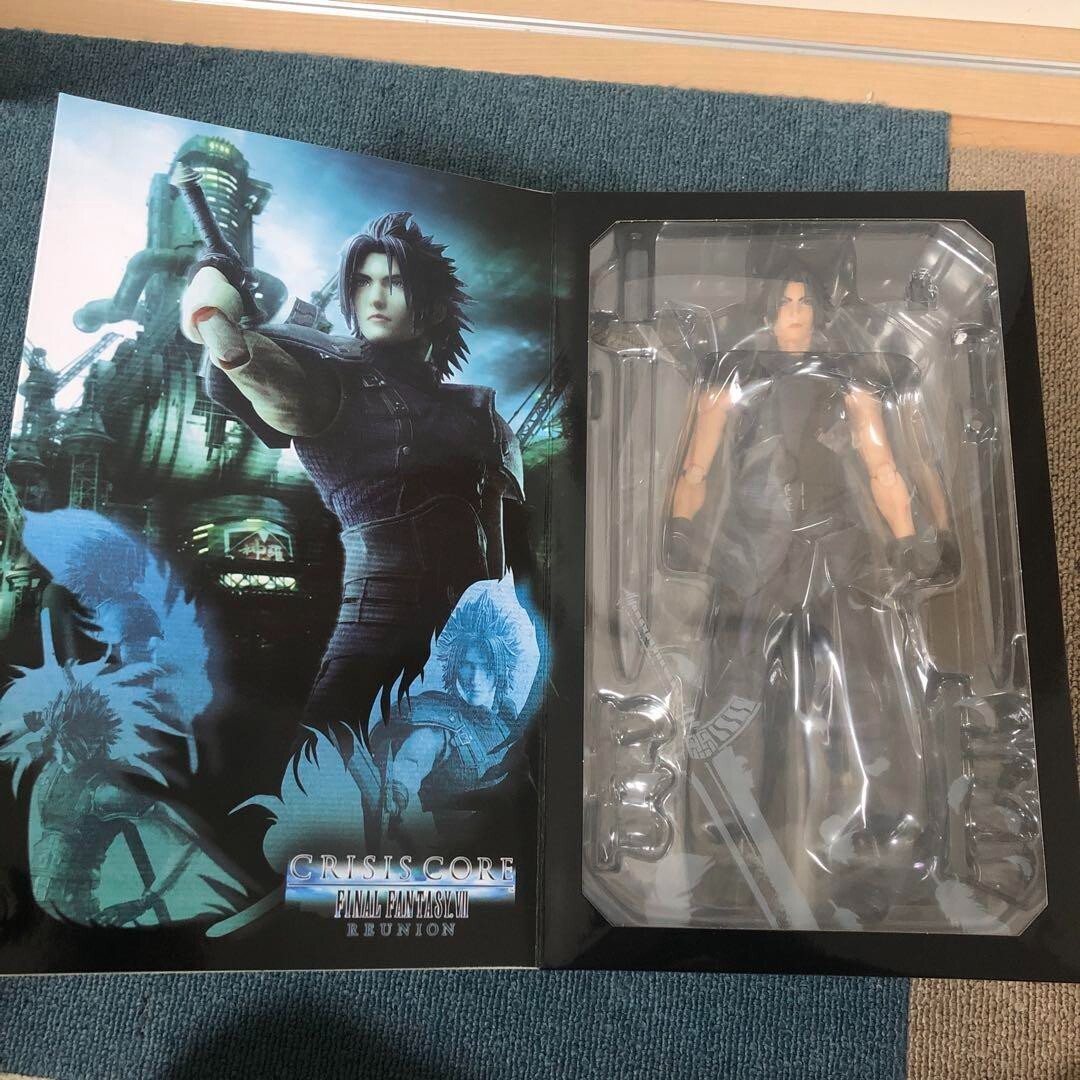 CRISIS CORE FINAL FANTASY VII REUNION Hero ED Figure Zack fair