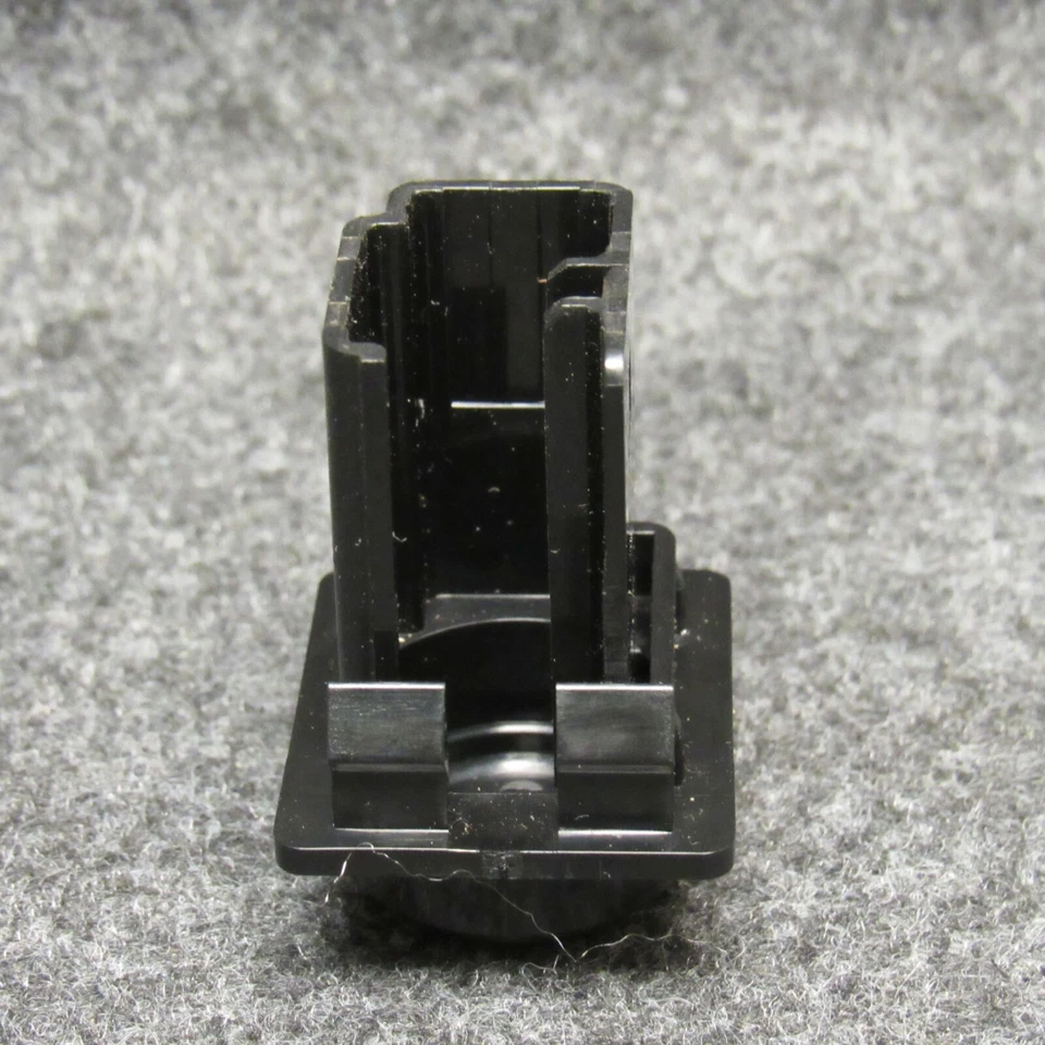 Mitsubishi Eclipse 1992 redondo interruptor en blanco panel de eliminación relleno negro OEM H936 Foto 4 de 4