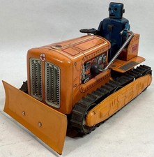 vintage 1956 ROBOT OPERATED BULLDOZER Yoshiya KO Japan near-MINT working 17pix