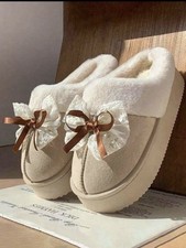 Women  s Beige Faux Fur Lined Slip-On Slippers Round Toe Flat Bow Accent 7