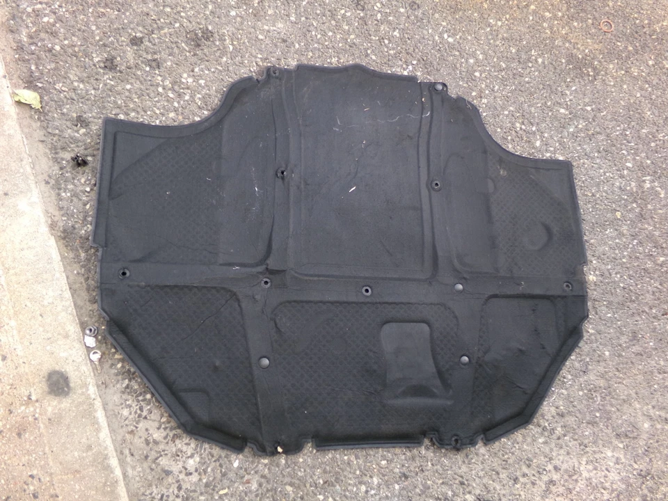 Almofada de isolamento sob o capô 2306820526 03-06 Mercedes Benz R230 SL600 SL500 - Imagem 3 de 4