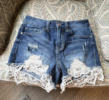 No Boundaries Blue Denim Cut-Off Shorts Size 5 Distressed Frayed Pockets