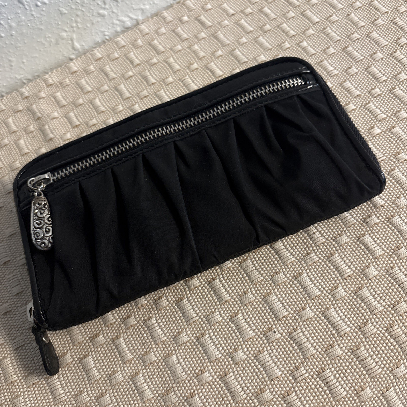 Vintage Black Cloth Leather BRIGHTON Zip-Around Wallet Silver Tone Hardware