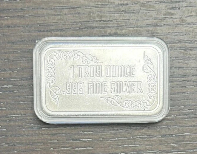 Steamy Daphane Scooby Doo 1 Oz .999 Silver Color Art Bar With COA LTD MTG