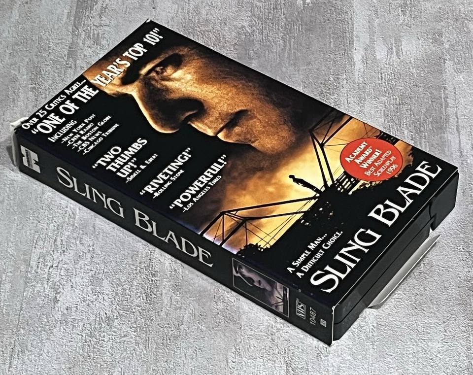Sling Blade (VHS, 1996) Billy Bob Thornton 90s Movie - Image 2 of 4