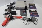 X-915 VINTAGE ORIGINAL NINTENDO NES VIDEO GAME SYSTEM