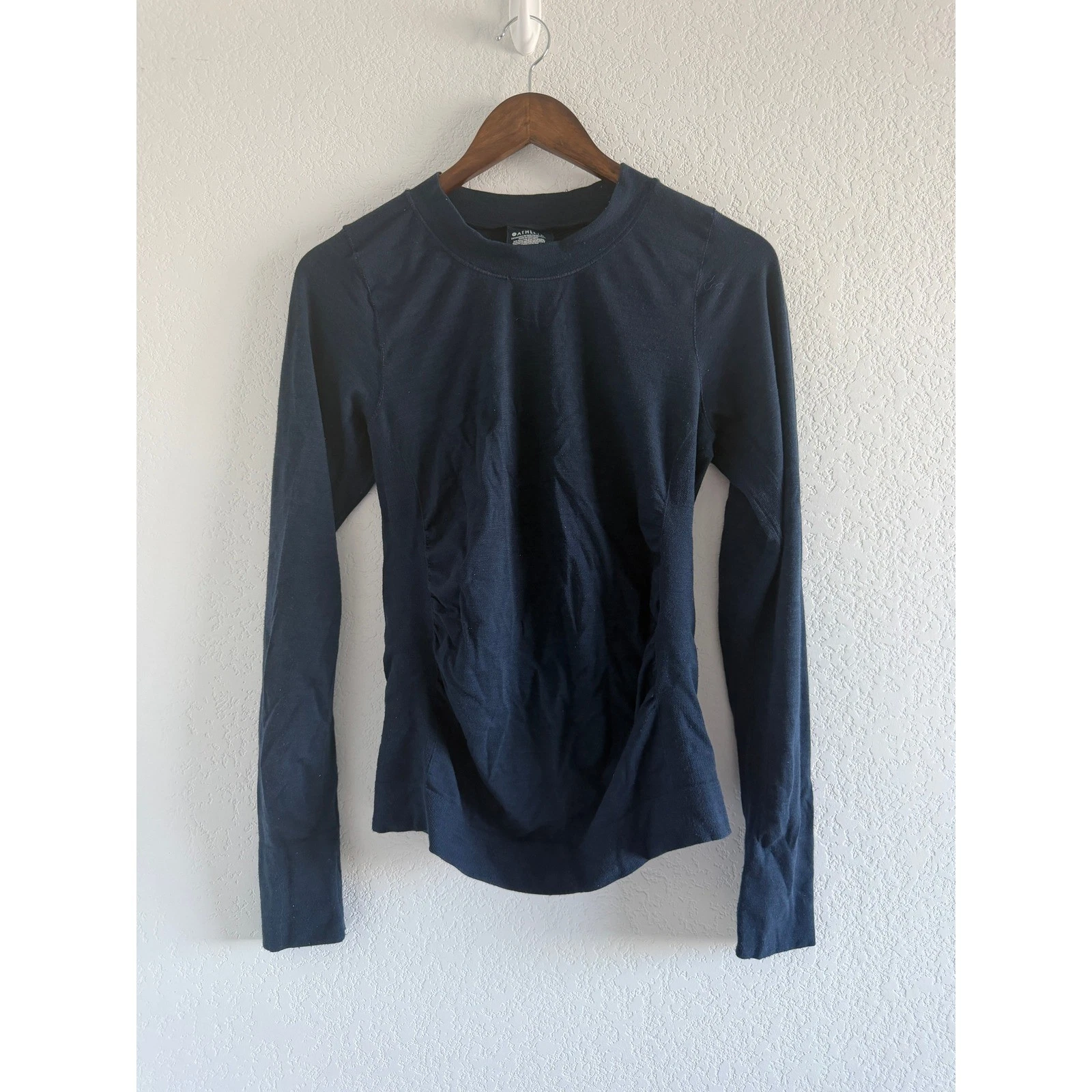 Athleta Long Sleeve Top Size L Navy Blue Wool Blend Thermal Base Layer Hiking