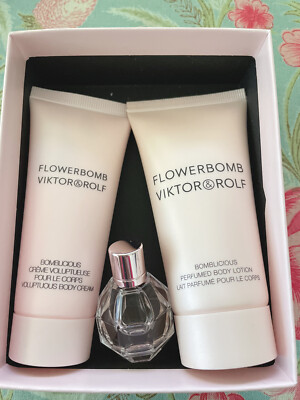 VIKTOR & ROLF FLOWERBOMB 3-PIECE GIFT SET. Perfume & Body