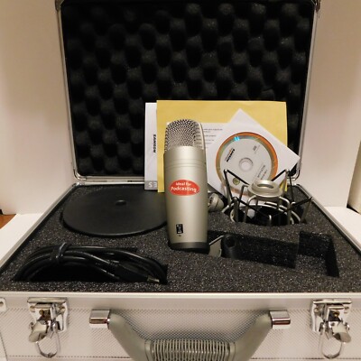 Samson C01U Recording/Podcasting Pak USB Studio Condenser Microphone Shockmount