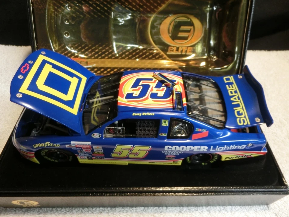 Kenny Wallace #55 Square D 2000 Monte Carlo Elite 1/24 Diecast Foto 2 de 4