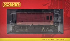 Hornby R6728 BR (ex LMS) Horse Box Wagon M42367M in BR Maroon Livery