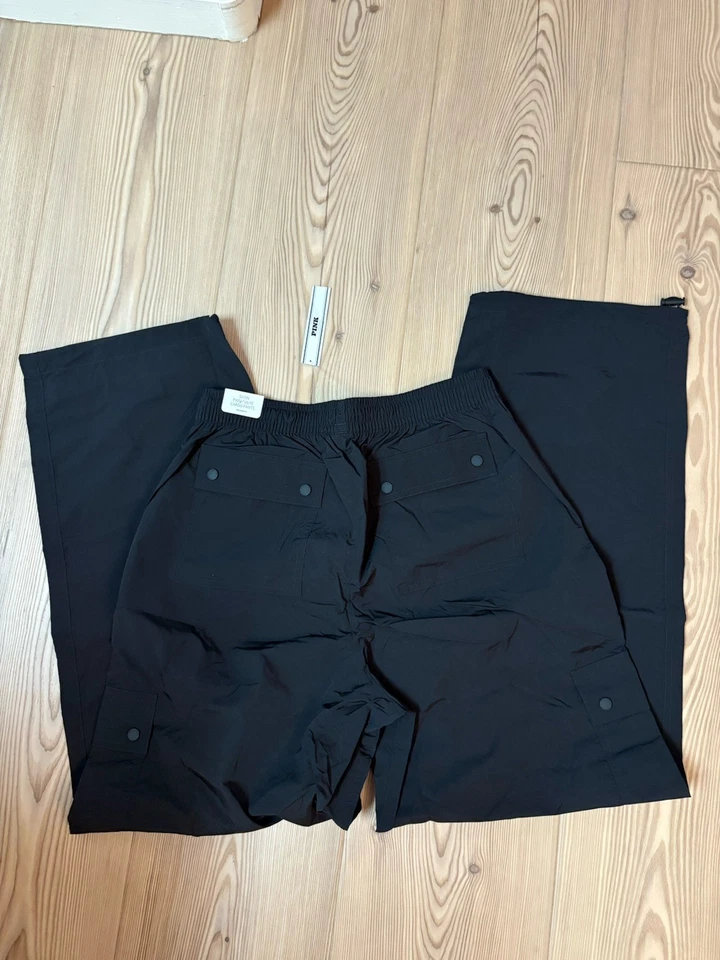 Victoria's Secret Rosa, Pantalones Carga Paracaídas Negros, Talla M Nuevos Con Etiquetas Foto 3 de 4