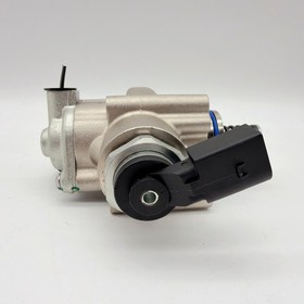 Hitachi Direct Injection High Pressure Fuel Pump 06F127025K Fits Audi A4 VW 2.0T