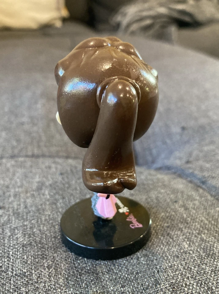 Figura de vinilo de colección Tokidoki X Barbie Solo en el foco caja ciega 2015 Foto 3 de 3