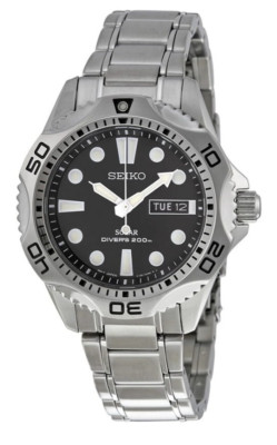 SEIKO SOLAR SNE107P1 Diver Watch 200m Silver Day Date Steel Grey Dial V158 NOS