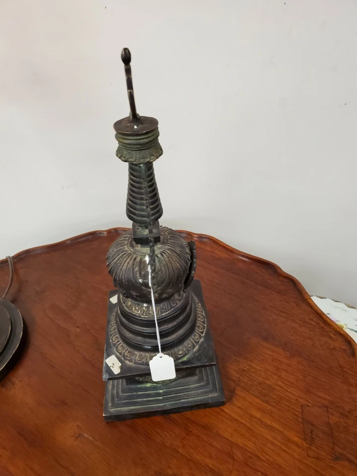 Buddhist Stupa — 第 2/2 张图片