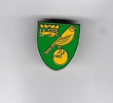 New Norwich City FC (England) enamel metal lapel badge (pin) in great condition.