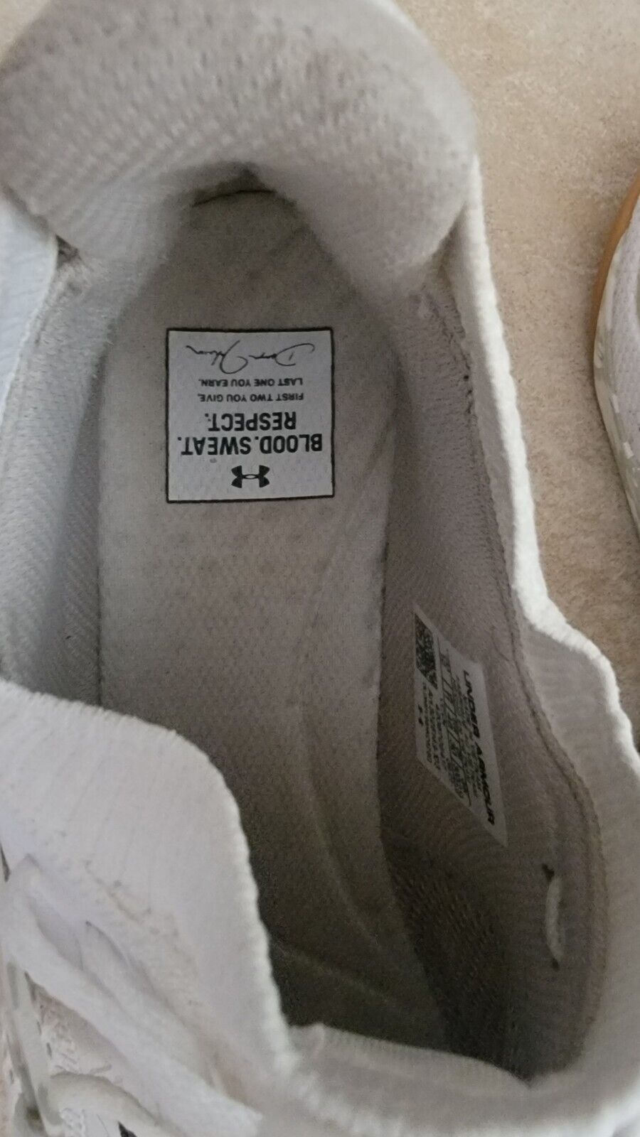 Foto 20 di 24