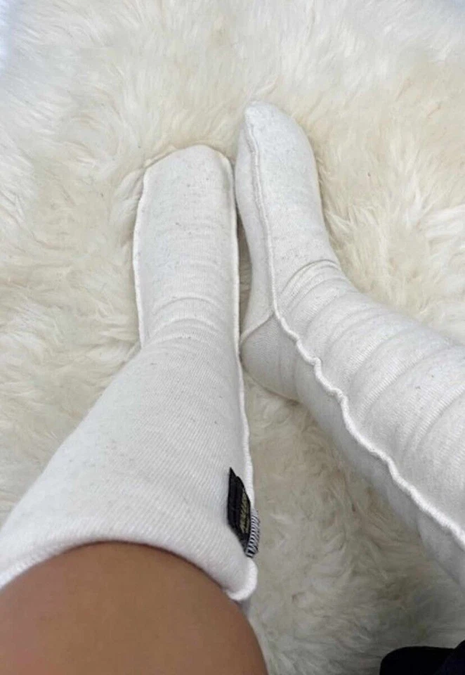 Calcetines hasta la rodilla hechos de lana merino elásticos suaves lavados a mano Foto 3 de 4