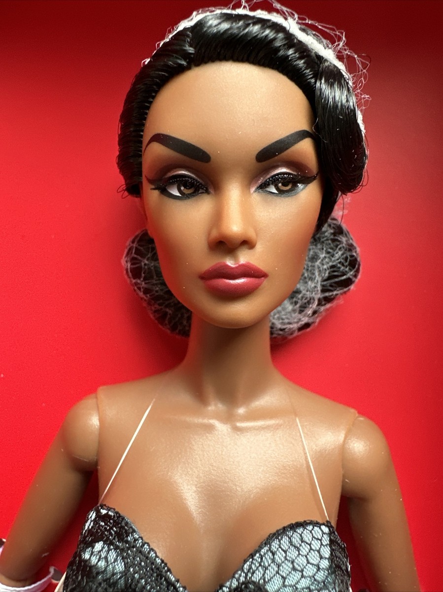 INTEGRITY FR East 59th St. Della Roux 7 Sins Deepest Desire