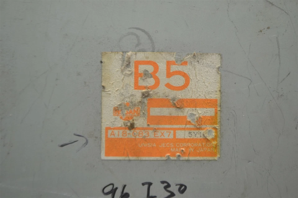 Unidad de control del motor Infiniti I30 Máxima 96 ECU A18C83EX7 módulo 507-8C3 Foto 2 de 3