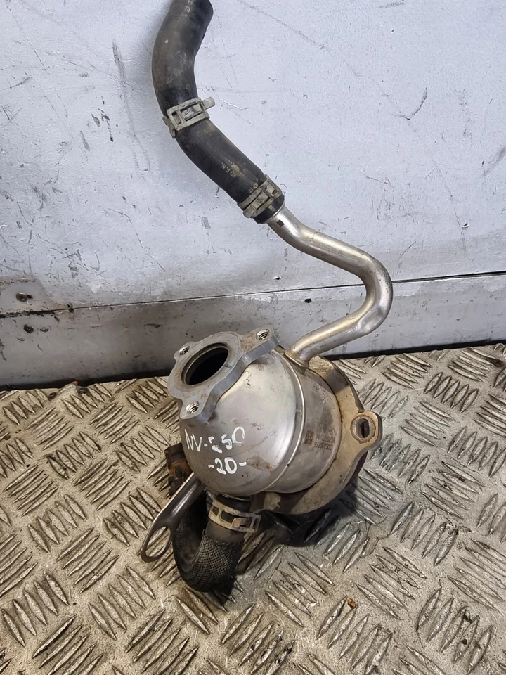 NISSAN NV250 EGR REFRIGERADOR 147359823R 1,5 L DIÉSEL PANEL MANUAL FURGONETA 2020 EGR refrigerador Foto 4 de 4