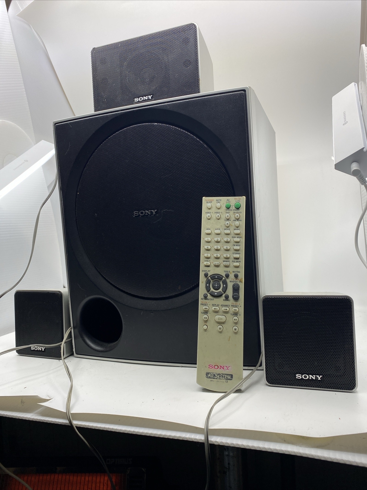 Sony AV Receiver Stereo Dolby Digital Surround STR-K700 Component Unit W/speaker