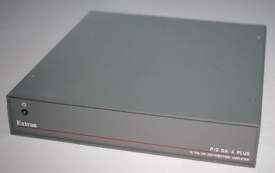 Extron P/2 DA 4 Plus  VGA-Verteilverstärker VGA/SVGA Distribution Amplifier
