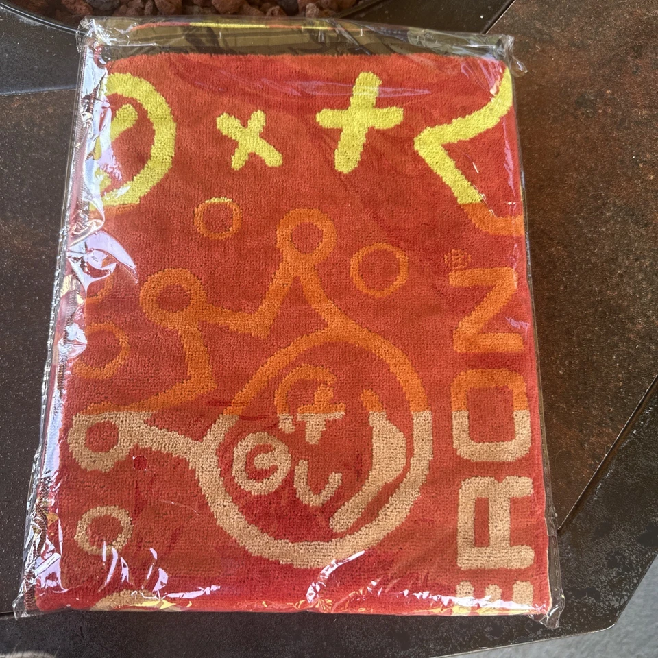 Toalla de golf Scotty Cameron Gallery Crown Crew roja 🔥🔥 ¡Agotada!! Foto 3 de 3