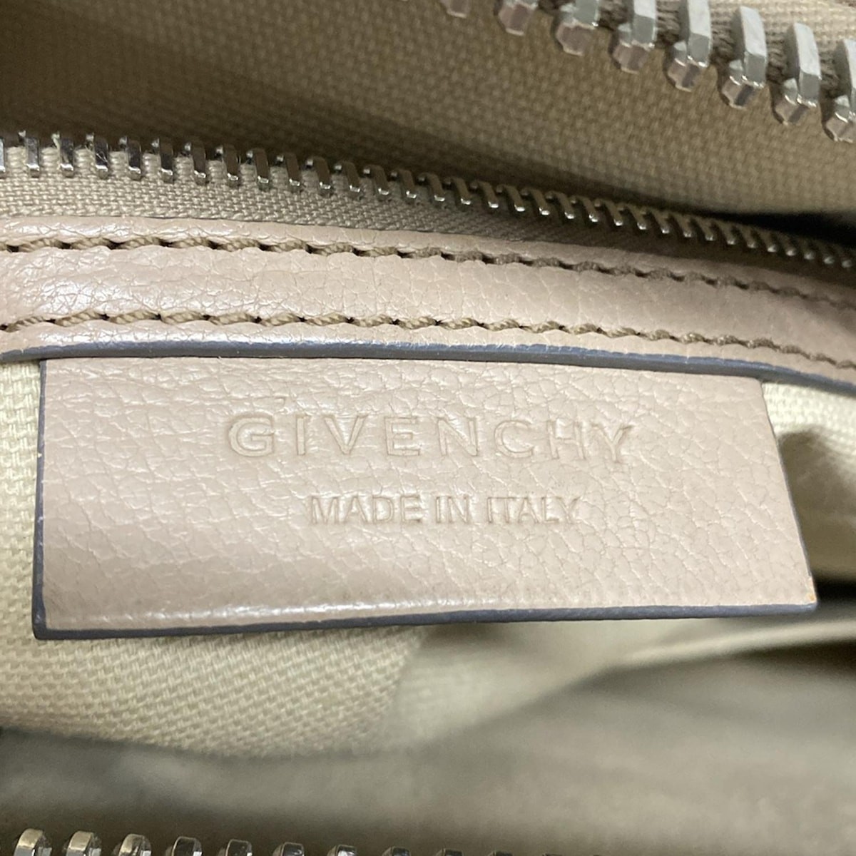 GIVENCHY Antigona Small - Gray Beige Leather Handbag thumbnail 7