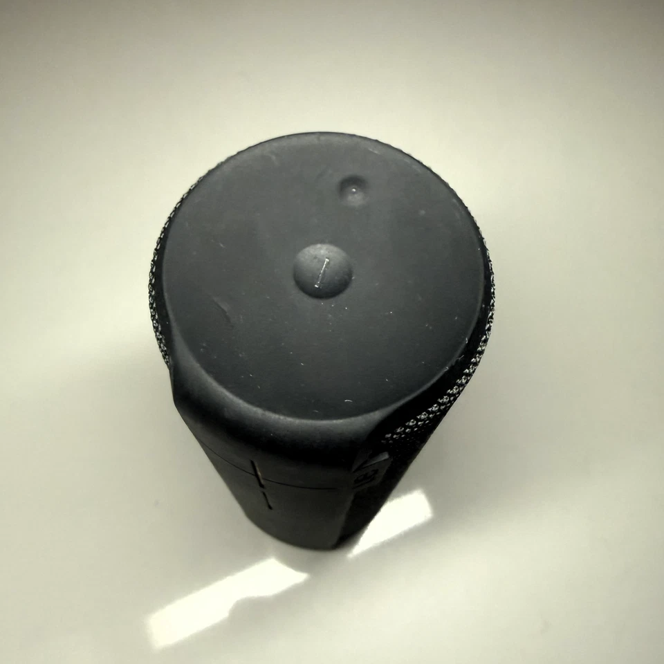 Altavoz envolvente UE Boom 2 inalámbrico Bluetooth 360 - Panther (edición limitada) Foto 2 de 4